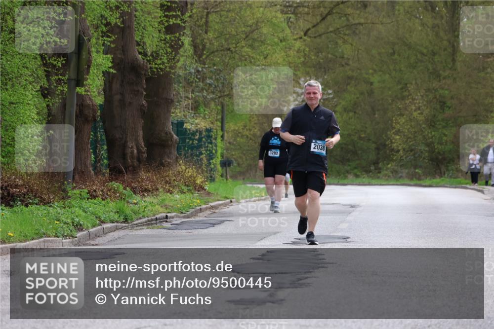 12.04.2026 - 45. Internationalen Wilhelmsburger Insellauf Yannick Fuchs http://msf.ph/oto/9500445 12.04.2026 13:18:04 Laufen 3282, 2038 meine-sportfotos.de