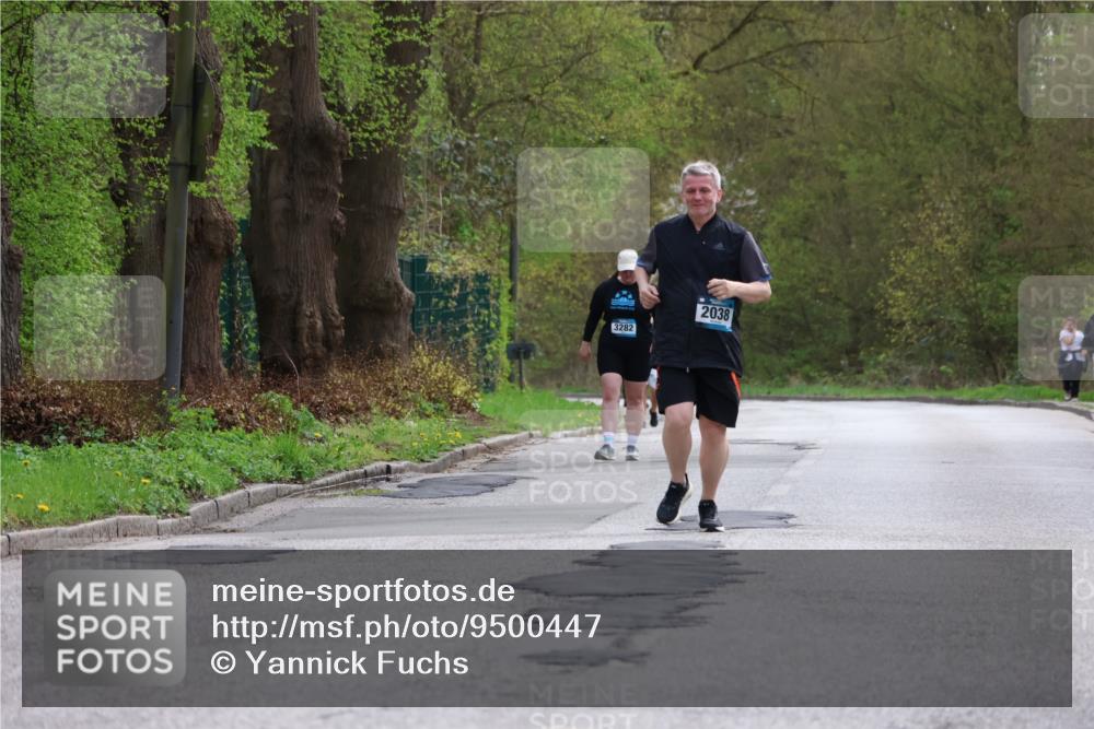 12.04.2026 - 45. Internationalen Wilhelmsburger Insellauf Yannick Fuchs http://msf.ph/oto/9500447 12.04.2026 13:18:05 Laufen 3282, 2038 meine-sportfotos.de