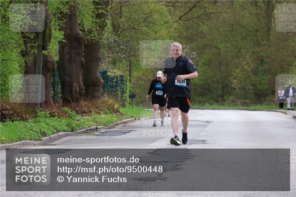 12.04.2026 - 45. Internationalen Wilhelmsburger Insellauf Yannick Fuchs http://msf.ph/oto/9500448 12.04.2026 13:18:05 Laufen 3282, 2038 meine-sportfotos.de