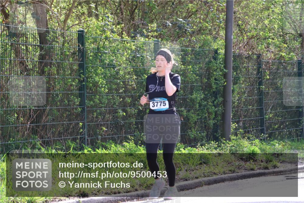 12.04.2026 - 45. Internationalen Wilhelmsburger Insellauf Yannick Fuchs http://msf.ph/oto/9500453 12.04.2026 11:11:16 Laufen 3775 meine-sportfotos.de
