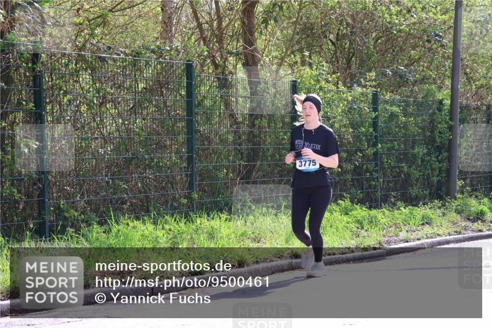 12.04.2026 - 45. Internationalen Wilhelmsburger Insellauf Yannick Fuchs http://msf.ph/oto/9500461 12.04.2026 11:11:16 Laufen 3775 meine-sportfotos.de