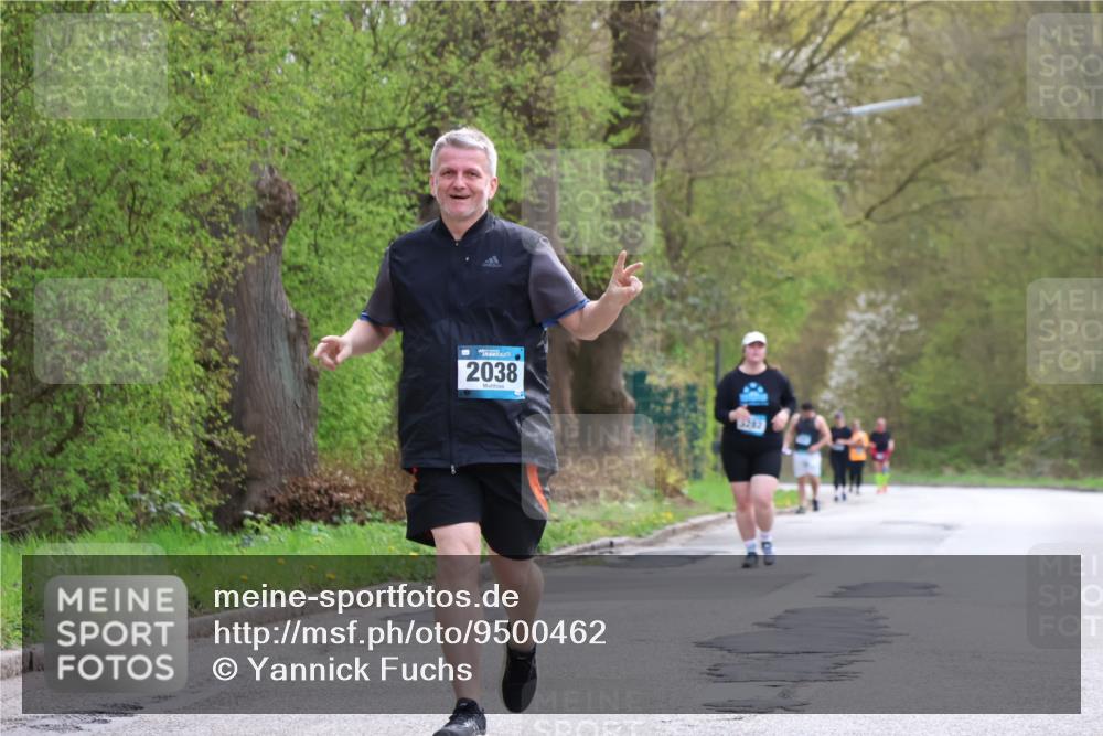 12.04.2026 - 45. Internationalen Wilhelmsburger Insellauf Yannick Fuchs http://msf.ph/oto/9500462 12.04.2026 13:18:12 Laufen 2038, 3292 meine-sportfotos.de