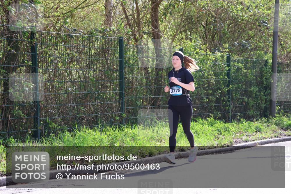 12.04.2026 - 45. Internationalen Wilhelmsburger Insellauf Yannick Fuchs http://msf.ph/oto/9500463 12.04.2026 11:11:16 Laufen 3775 meine-sportfotos.de