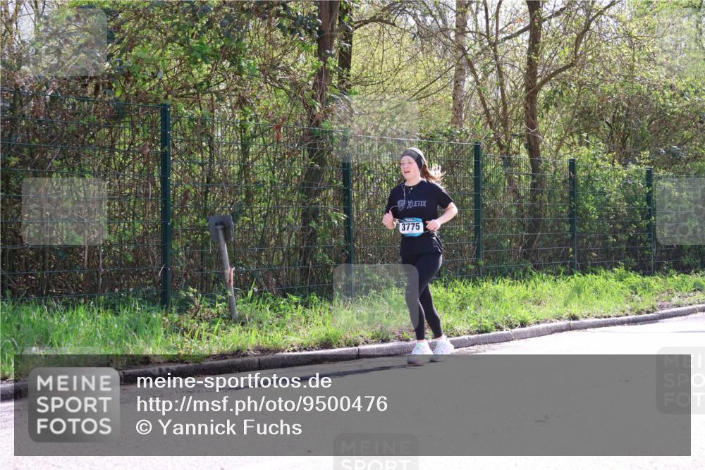 12.04.2026 - 45. Internationalen Wilhelmsburger Insellauf Yannick Fuchs http://msf.ph/oto/9500476 12.04.2026 11:11:17 Laufen 3775 meine-sportfotos.de
