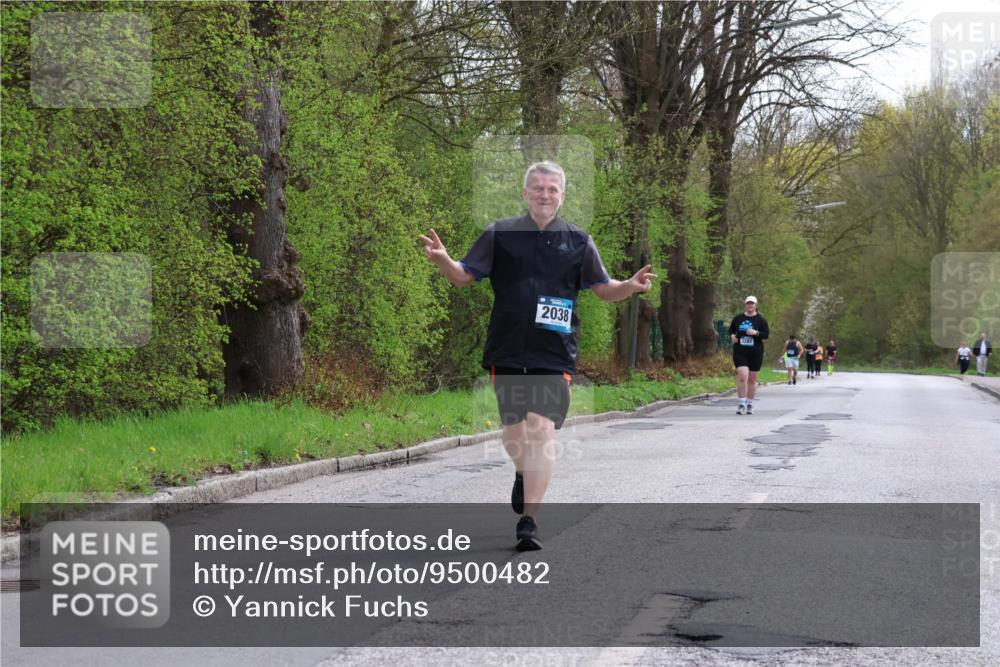12.04.2026 - 45. Internationalen Wilhelmsburger Insellauf Yannick Fuchs http://msf.ph/oto/9500482 12.04.2026 13:18:14 Laufen 2038 meine-sportfotos.de