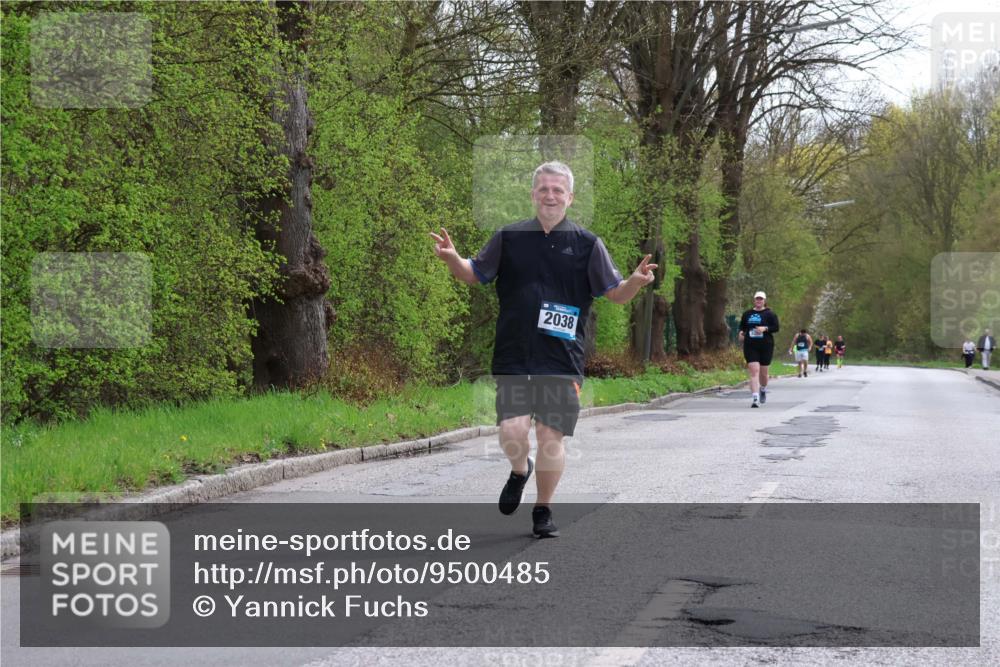 12.04.2026 - 45. Internationalen Wilhelmsburger Insellauf Yannick Fuchs http://msf.ph/oto/9500485 12.04.2026 13:18:14 Laufen 2038 meine-sportfotos.de