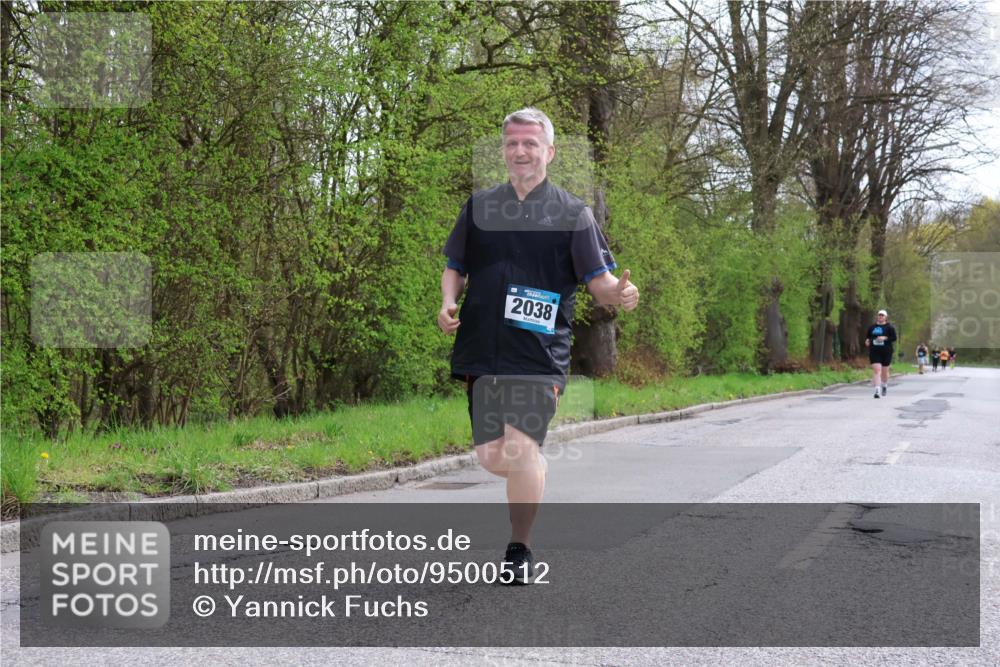 12.04.2026 - 45. Internationalen Wilhelmsburger Insellauf Yannick Fuchs http://msf.ph/oto/9500512 12.04.2026 13:18:17 Laufen 2038 meine-sportfotos.de