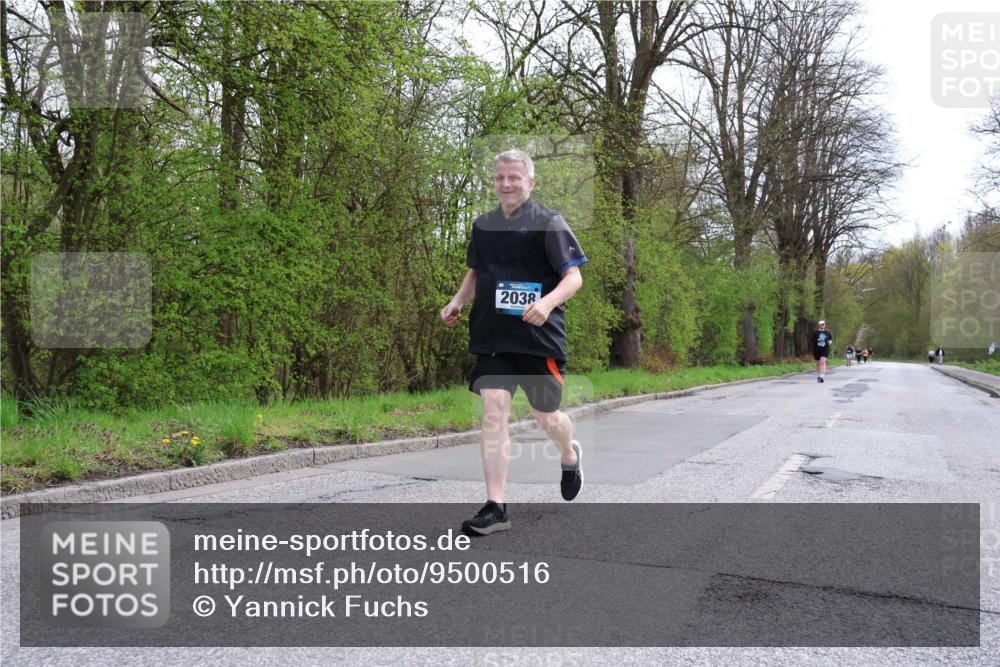 12.04.2026 - 45. Internationalen Wilhelmsburger Insellauf Yannick Fuchs http://msf.ph/oto/9500516 12.04.2026 13:18:17 Laufen 2038 meine-sportfotos.de