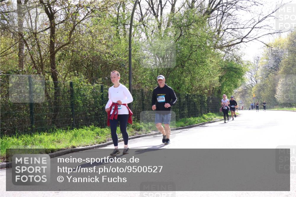 12.04.2026 - 45. Internationalen Wilhelmsburger Insellauf Yannick Fuchs http://msf.ph/oto/9500527 12.04.2026 11:11:29 Laufen 2310 meine-sportfotos.de