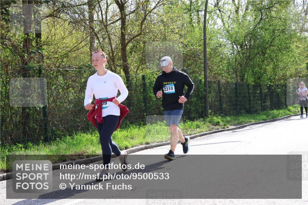 12.04.2026 - 45. Internationalen Wilhelmsburger Insellauf Yannick Fuchs http://msf.ph/oto/9500533 12.04.2026 11:11:31 Laufen 09, 2310 meine-sportfotos.de