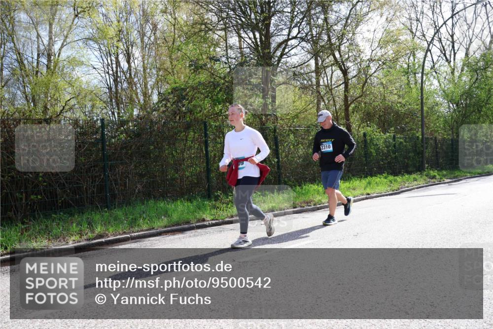 12.04.2026 - 45. Internationalen Wilhelmsburger Insellauf Yannick Fuchs http://msf.ph/oto/9500542 12.04.2026 11:11:31 Laufen 2310 meine-sportfotos.de