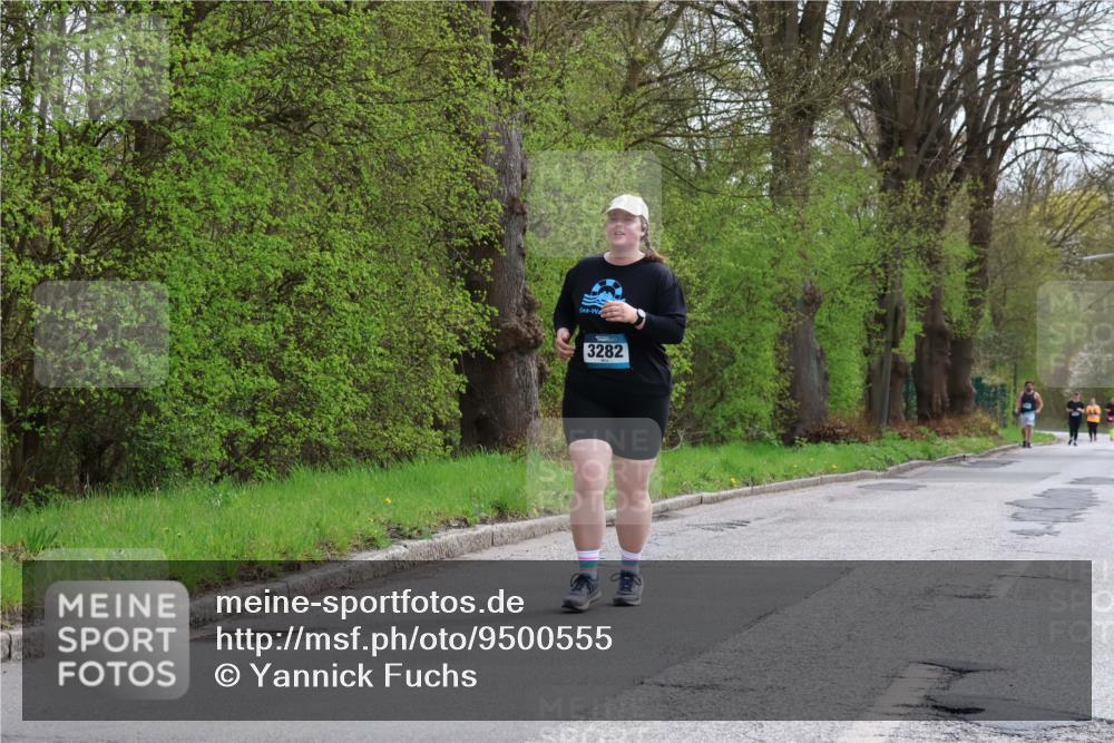 12.04.2026 - 45. Internationalen Wilhelmsburger Insellauf Yannick Fuchs http://msf.ph/oto/9500555 12.04.2026 13:18:25 Laufen 3282 meine-sportfotos.de