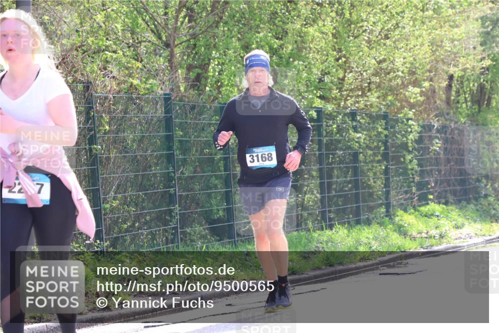 12.04.2026 - 45. Internationalen Wilhelmsburger Insellauf Yannick Fuchs http://msf.ph/oto/9500565 12.04.2026 11:11:36 Laufen 227, 3168 meine-sportfotos.de