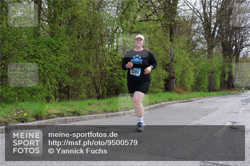 12.04.2026 - 45. Internationalen Wilhelmsburger Insellauf Yannick Fuchs http://msf.ph/oto/9500579 12.04.2026 13:18:27 Laufen 3282 meine-sportfotos.de