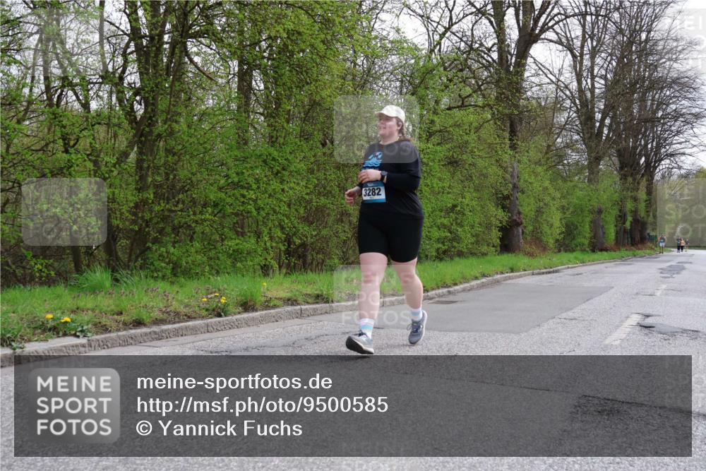 12.04.2026 - 45. Internationalen Wilhelmsburger Insellauf Yannick Fuchs http://msf.ph/oto/9500585 12.04.2026 13:18:27 Laufen 3282 meine-sportfotos.de