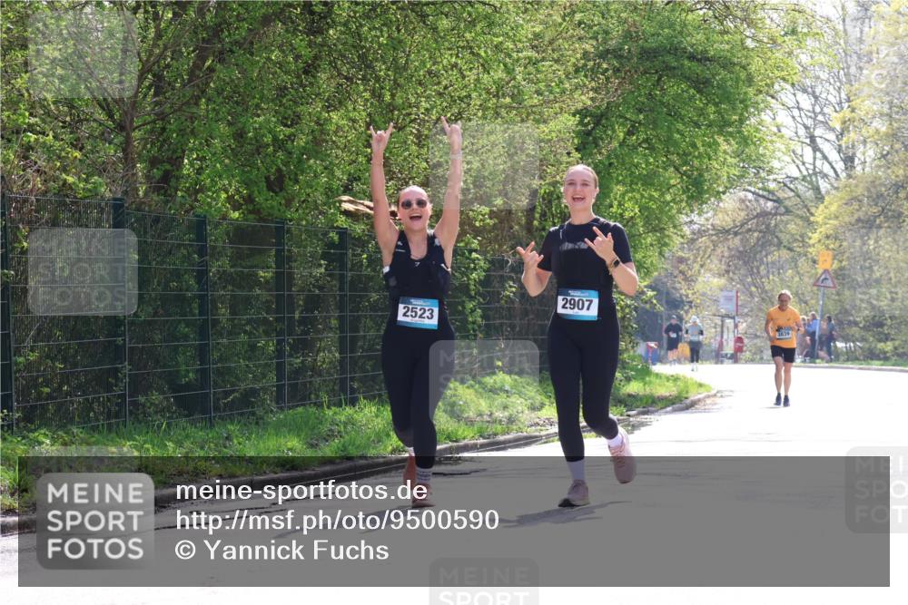 12.04.2026 - 45. Internationalen Wilhelmsburger Insellauf Yannick Fuchs http://msf.ph/oto/9500590 12.04.2026 11:11:52 Laufen 2523, 2907, 3839 meine-sportfotos.de