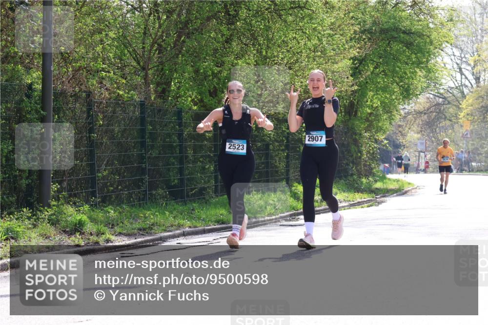 12.04.2026 - 45. Internationalen Wilhelmsburger Insellauf Yannick Fuchs http://msf.ph/oto/9500598 12.04.2026 11:11:52 Laufen 2523, 2907 meine-sportfotos.de