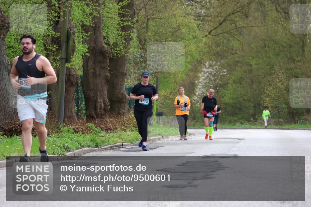 12.04.2026 - 45. Internationalen Wilhelmsburger Insellauf Yannick Fuchs http://msf.ph/oto/9500601 12.04.2026 13:18:44 Laufen 498, 4113, 5233, 3376 meine-sportfotos.de