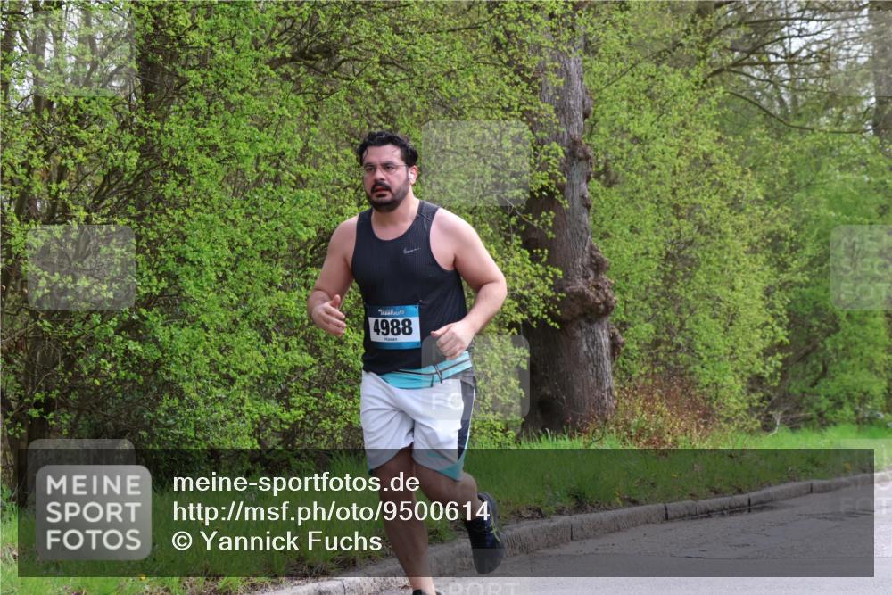 12.04.2026 - 45. Internationalen Wilhelmsburger Insellauf Yannick Fuchs http://msf.ph/oto/9500614 12.04.2026 13:18:50 Laufen 4988 meine-sportfotos.de