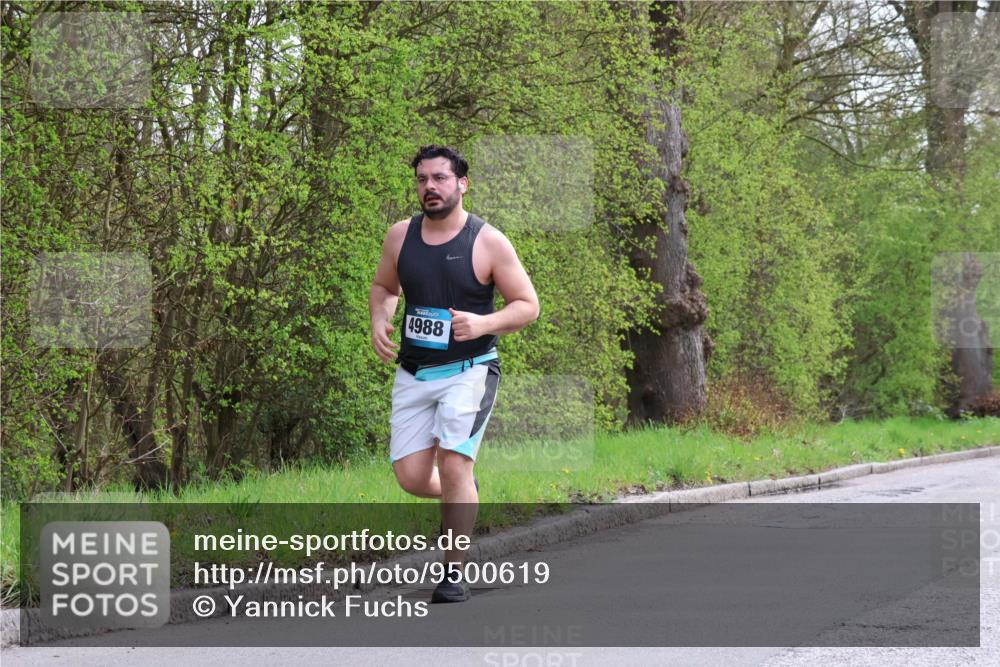 12.04.2026 - 45. Internationalen Wilhelmsburger Insellauf Yannick Fuchs http://msf.ph/oto/9500619 12.04.2026 13:18:50 Laufen 4988 meine-sportfotos.de