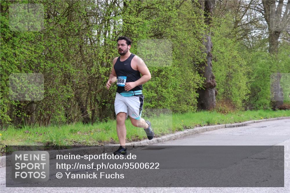 12.04.2026 - 45. Internationalen Wilhelmsburger Insellauf Yannick Fuchs http://msf.ph/oto/9500622 12.04.2026 13:18:50 Laufen 1988 meine-sportfotos.de