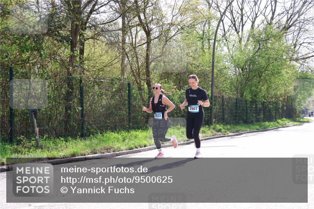 12.04.2026 - 45. Internationalen Wilhelmsburger Insellauf Yannick Fuchs http://msf.ph/oto/9500625 12.04.2026 11:11:55 Laufen 2523, 2907 meine-sportfotos.de