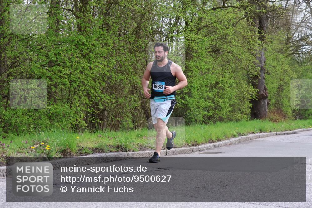 12.04.2026 - 45. Internationalen Wilhelmsburger Insellauf Yannick Fuchs http://msf.ph/oto/9500627 12.04.2026 13:18:51 Laufen 4988 meine-sportfotos.de