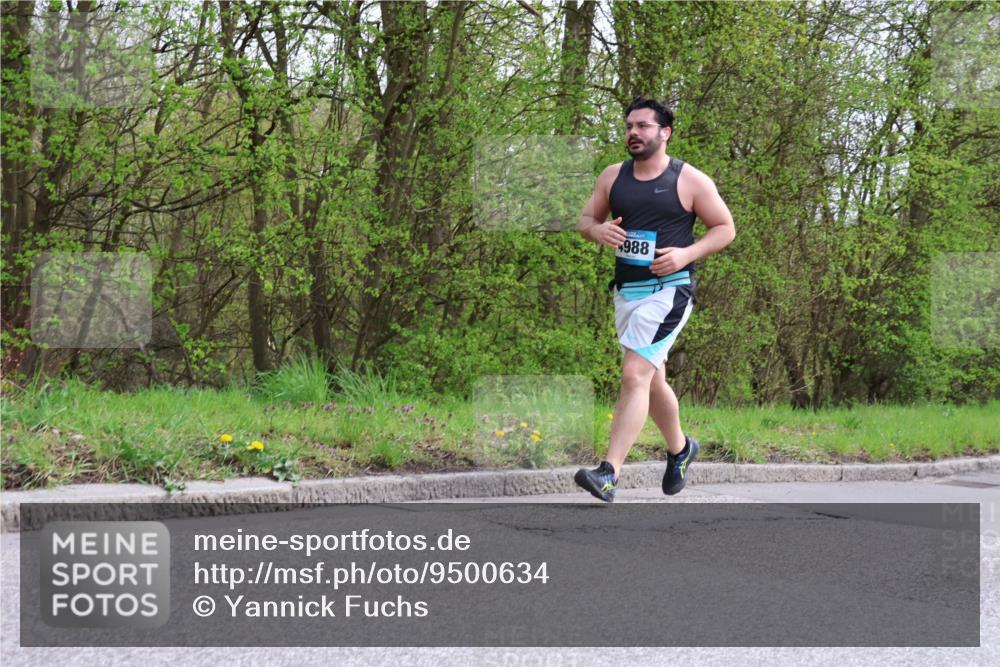 12.04.2026 - 45. Internationalen Wilhelmsburger Insellauf Yannick Fuchs http://msf.ph/oto/9500634 12.04.2026 13:18:51 Laufen 988 meine-sportfotos.de