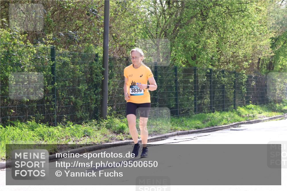 12.04.2026 - 45. Internationalen Wilhelmsburger Insellauf Yannick Fuchs http://msf.ph/oto/9500650 12.04.2026 11:12:06 Laufen 3839 meine-sportfotos.de
