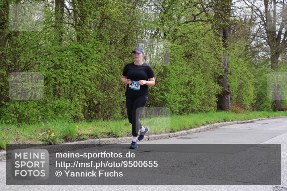 12.04.2026 - 45. Internationalen Wilhelmsburger Insellauf Yannick Fuchs http://msf.ph/oto/9500655 12.04.2026 13:19:01 Laufen 4113 meine-sportfotos.de