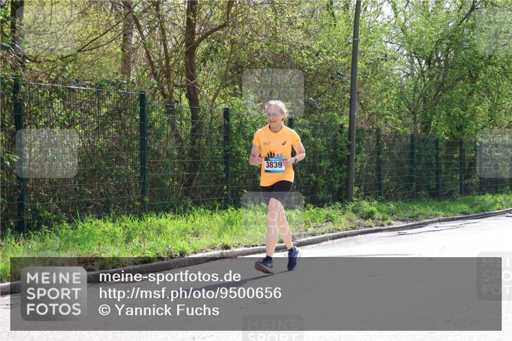 12.04.2026 - 45. Internationalen Wilhelmsburger Insellauf Yannick Fuchs http://msf.ph/oto/9500656 12.04.2026 11:12:07 Laufen 3839 meine-sportfotos.de