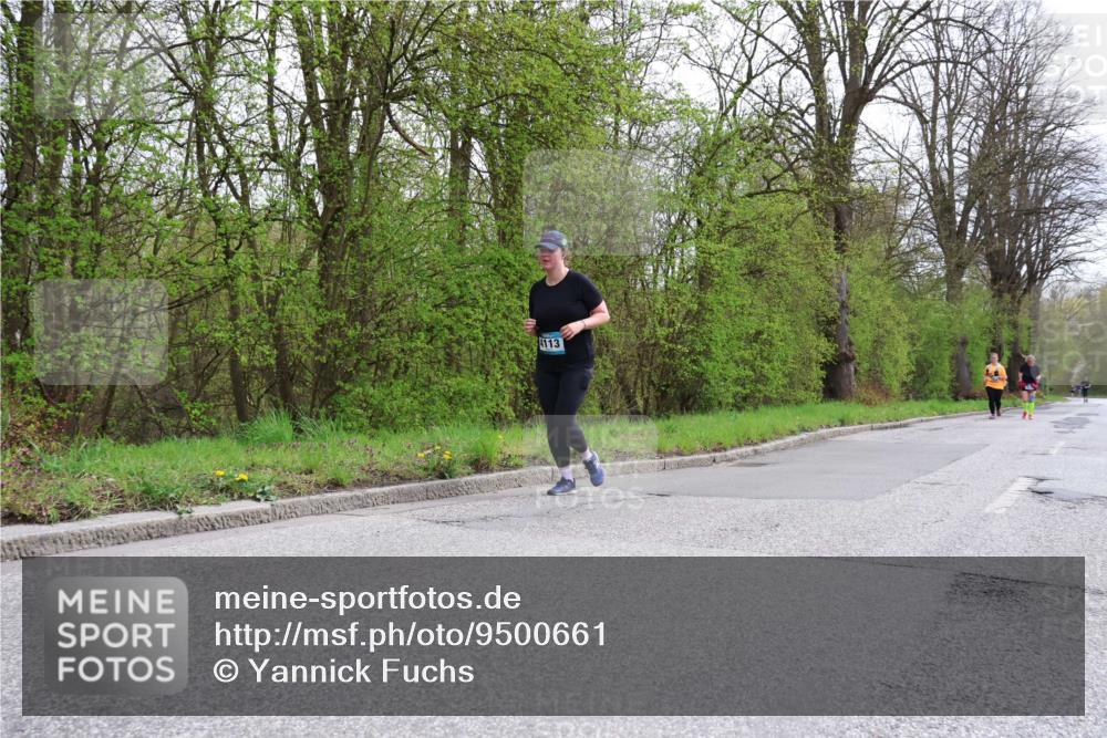12.04.2026 - 45. Internationalen Wilhelmsburger Insellauf Yannick Fuchs http://msf.ph/oto/9500661 12.04.2026 13:19:01 Laufen 4113 meine-sportfotos.de