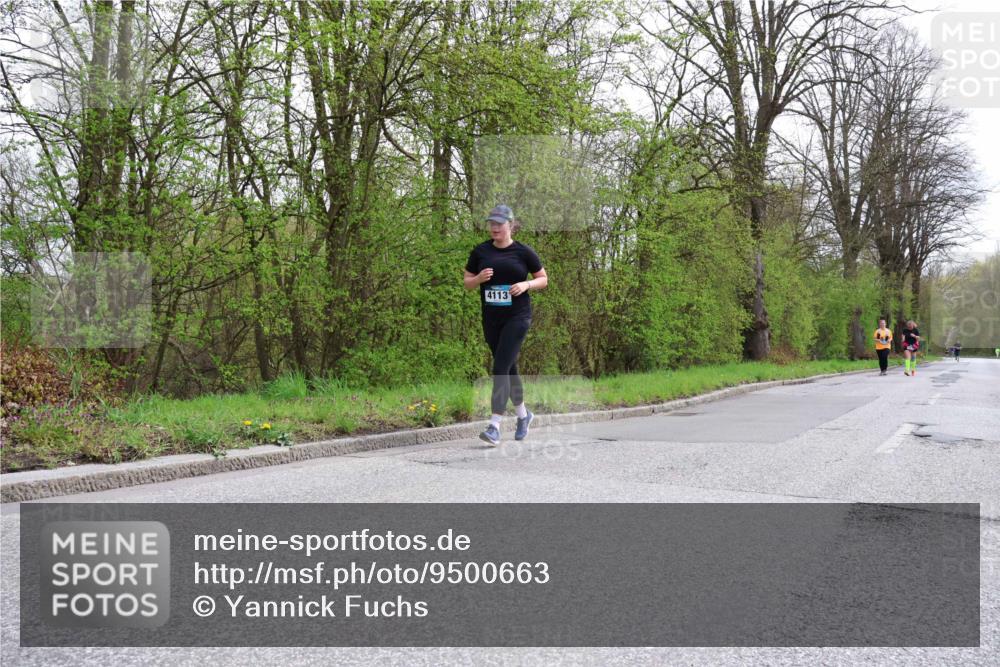12.04.2026 - 45. Internationalen Wilhelmsburger Insellauf Yannick Fuchs http://msf.ph/oto/9500663 12.04.2026 13:19:01 Laufen 4113 meine-sportfotos.de