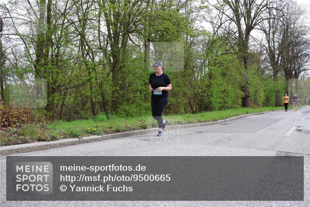 12.04.2026 - 45. Internationalen Wilhelmsburger Insellauf Yannick Fuchs http://msf.ph/oto/9500665 12.04.2026 13:19:01 Laufen 4113 meine-sportfotos.de