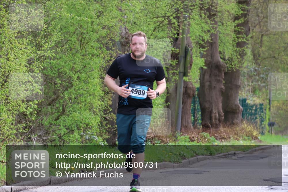 12.04.2026 - 45. Internationalen Wilhelmsburger Insellauf Yannick Fuchs http://msf.ph/oto/9500731 12.04.2026 13:19:20 Laufen 4989 meine-sportfotos.de