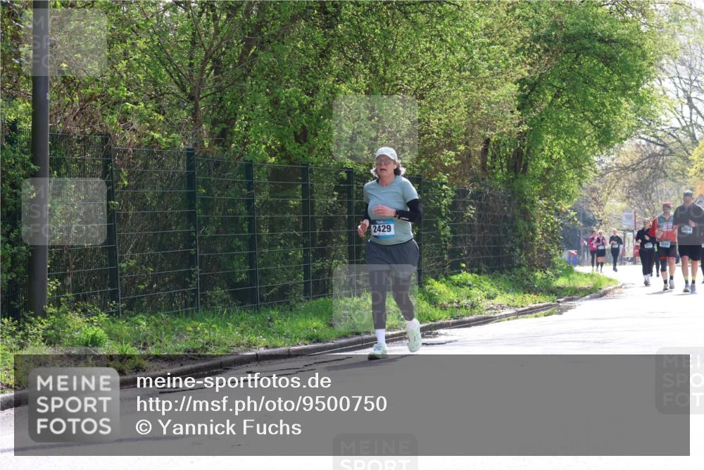 12.04.2026 - 45. Internationalen Wilhelmsburger Insellauf Yannick Fuchs http://msf.ph/oto/9500750 12.04.2026 11:12:28 Laufen 2429, 4589, 3058 meine-sportfotos.de