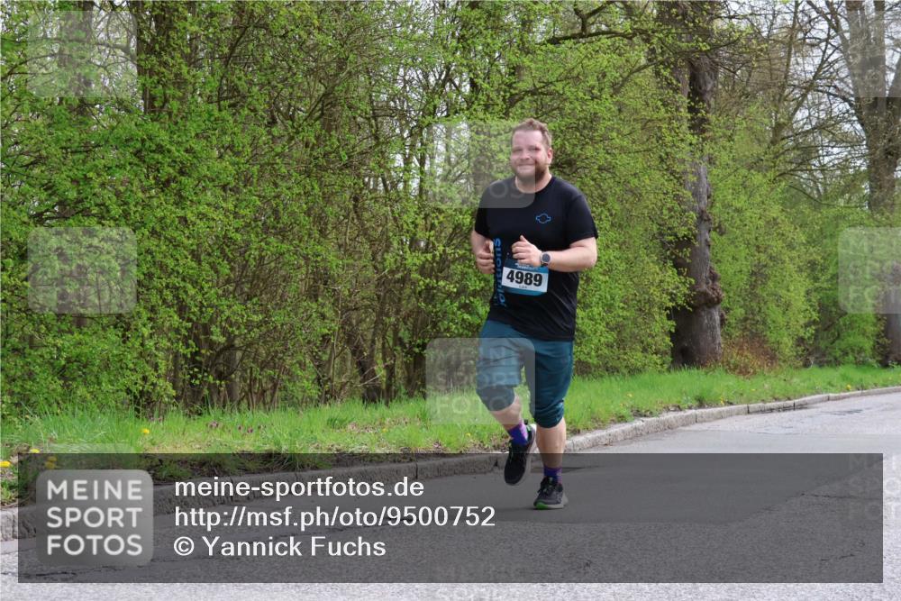 12.04.2026 - 45. Internationalen Wilhelmsburger Insellauf Yannick Fuchs http://msf.ph/oto/9500752 12.04.2026 13:19:25 Laufen 4989 meine-sportfotos.de