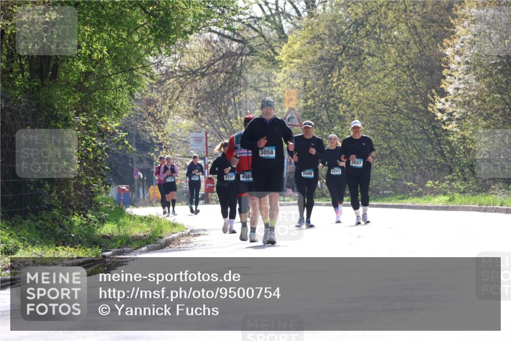 12.04.2026 - 45. Internationalen Wilhelmsburger Insellauf Yannick Fuchs http://msf.ph/oto/9500754 12.04.2026 11:12:29 Laufen 2140, 5831, 2297, 4589, 3058, 9, 2697, 3253, 2698 meine-sportfotos.de