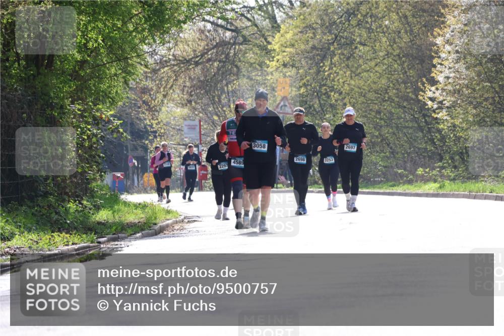 12.04.2026 - 45. Internationalen Wilhelmsburger Insellauf Yannick Fuchs http://msf.ph/oto/9500757 12.04.2026 11:12:29 Laufen 7, 9, 3058, 2697, 2140, 5831, 2297, 4589, 2698, 3253 meine-sportfotos.de