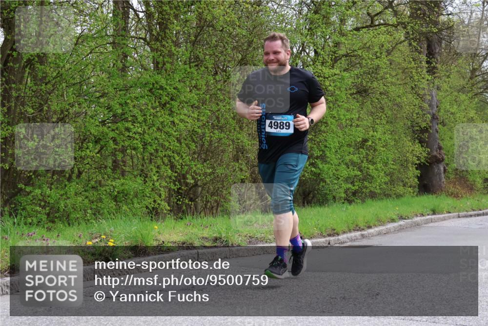 12.04.2026 - 45. Internationalen Wilhelmsburger Insellauf Yannick Fuchs http://msf.ph/oto/9500759 12.04.2026 13:19:25 Laufen 4989 meine-sportfotos.de