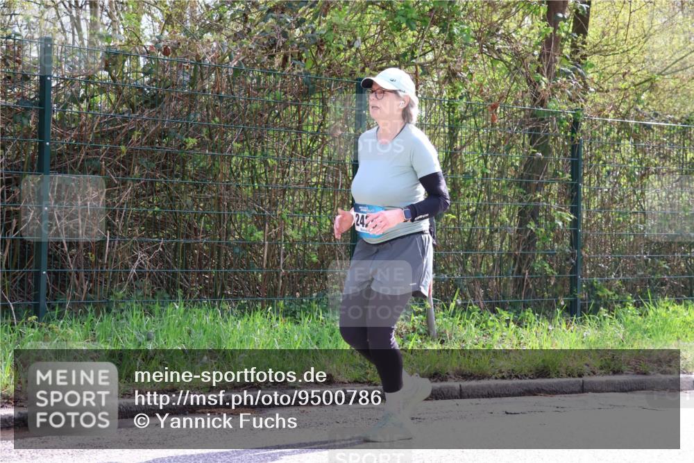 12.04.2026 - 45. Internationalen Wilhelmsburger Insellauf Yannick Fuchs http://msf.ph/oto/9500786 12.04.2026 11:12:34 Laufen 242 meine-sportfotos.de