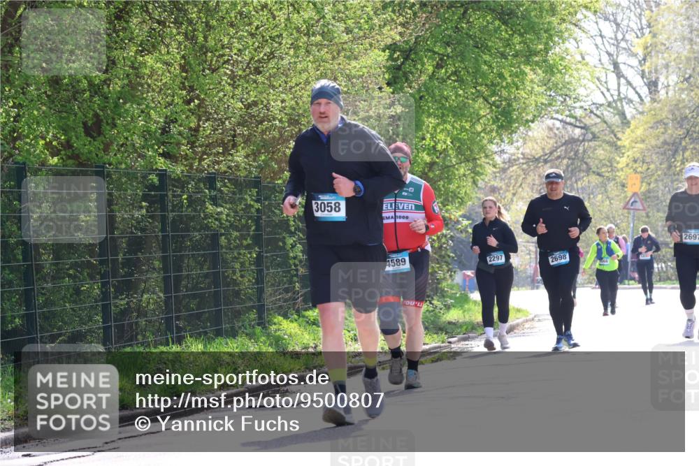 12.04.2026 - 45. Internationalen Wilhelmsburger Insellauf Yannick Fuchs http://msf.ph/oto/9500807 12.04.2026 11:12:40 Laufen 3058, 1000, 4589, 2297, 2698, 2697 meine-sportfotos.de