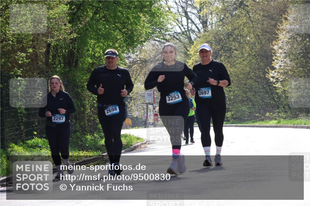 12.04.2026 - 45. Internationalen Wilhelmsburger Insellauf Yannick Fuchs http://msf.ph/oto/9500830 12.04.2026 11:12:44 Laufen 3253, 2697, 2297, 2698 meine-sportfotos.de