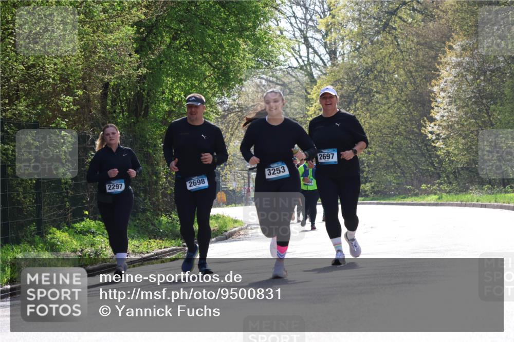 12.04.2026 - 45. Internationalen Wilhelmsburger Insellauf Yannick Fuchs http://msf.ph/oto/9500831 12.04.2026 11:12:44 Laufen 2697, 2297, 2698, 3253 meine-sportfotos.de