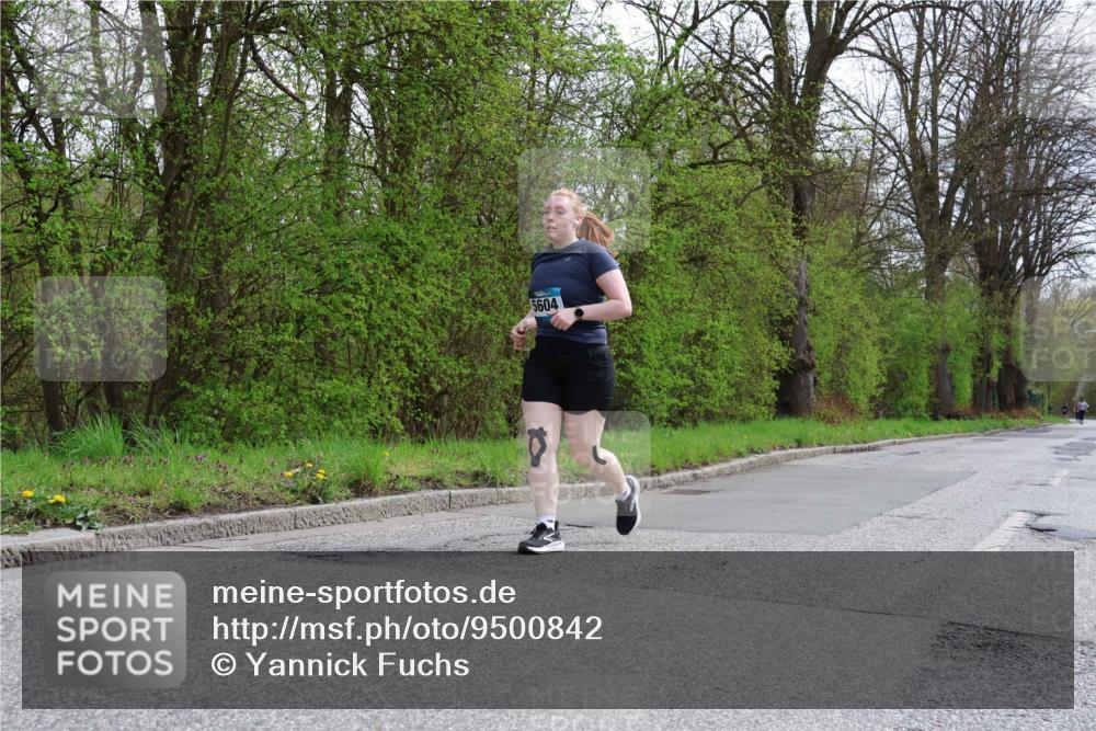12.04.2026 - 45. Internationalen Wilhelmsburger Insellauf Yannick Fuchs http://msf.ph/oto/9500842 12.04.2026 13:20:14 Laufen 5604 meine-sportfotos.de