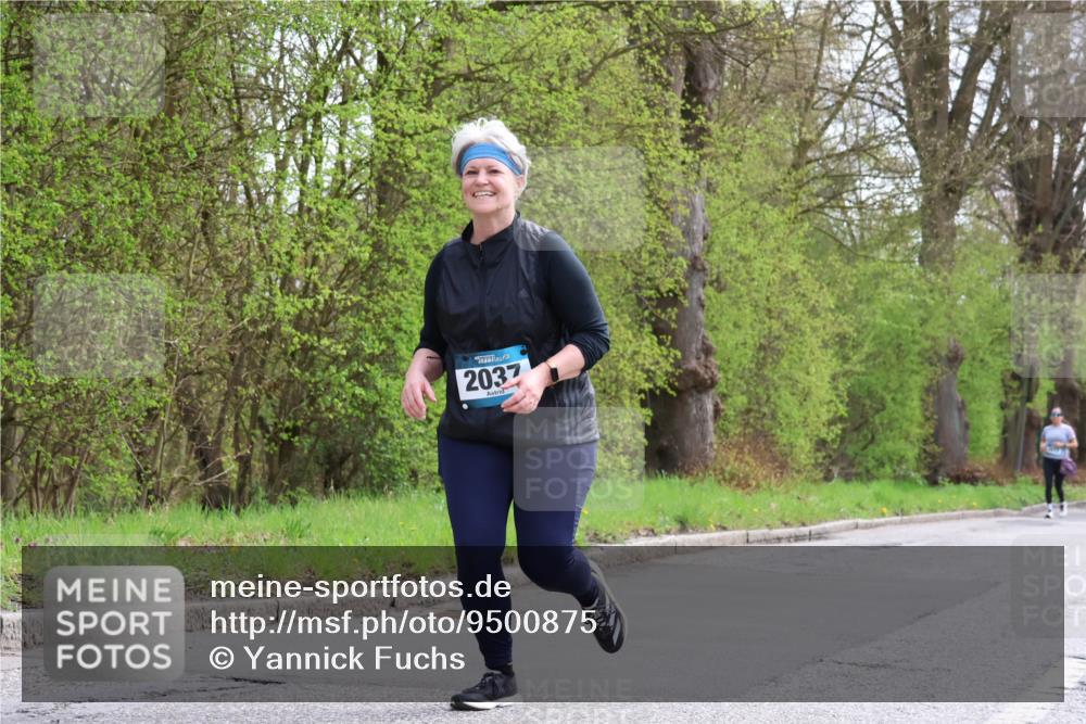 12.04.2026 - 45. Internationalen Wilhelmsburger Insellauf Yannick Fuchs http://msf.ph/oto/9500875 12.04.2026 13:20:37 Laufen 2037 meine-sportfotos.de