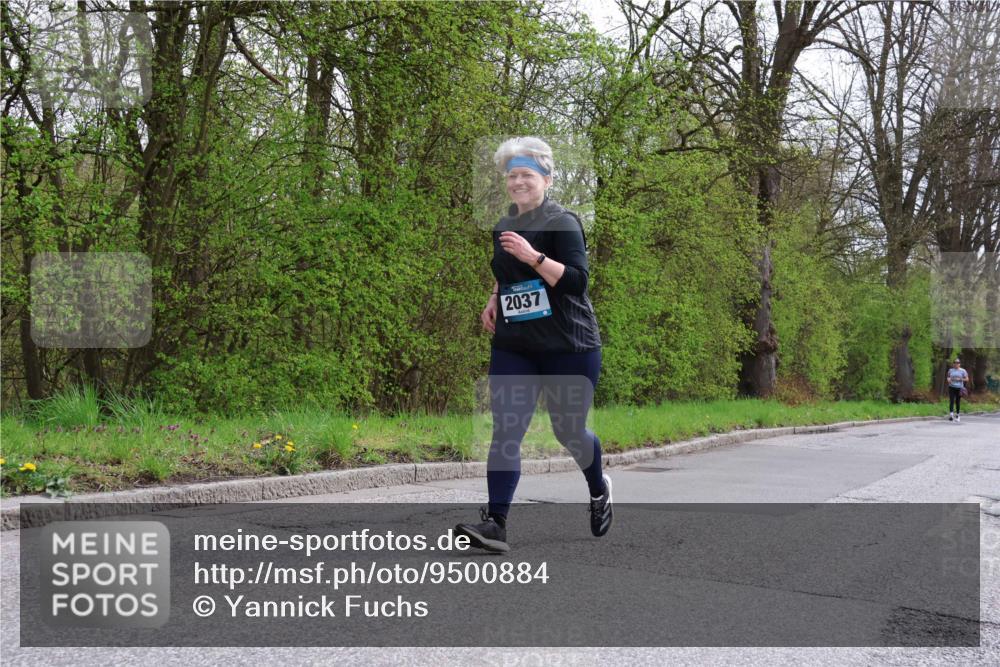 12.04.2026 - 45. Internationalen Wilhelmsburger Insellauf Yannick Fuchs http://msf.ph/oto/9500884 12.04.2026 13:20:38 Laufen 2037 meine-sportfotos.de