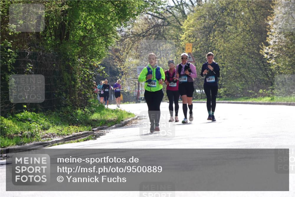 12.04.2026 - 45. Internationalen Wilhelmsburger Insellauf Yannick Fuchs http://msf.ph/oto/9500889 12.04.2026 11:12:51 Laufen 2140, 5831, 4066, 3451 meine-sportfotos.de