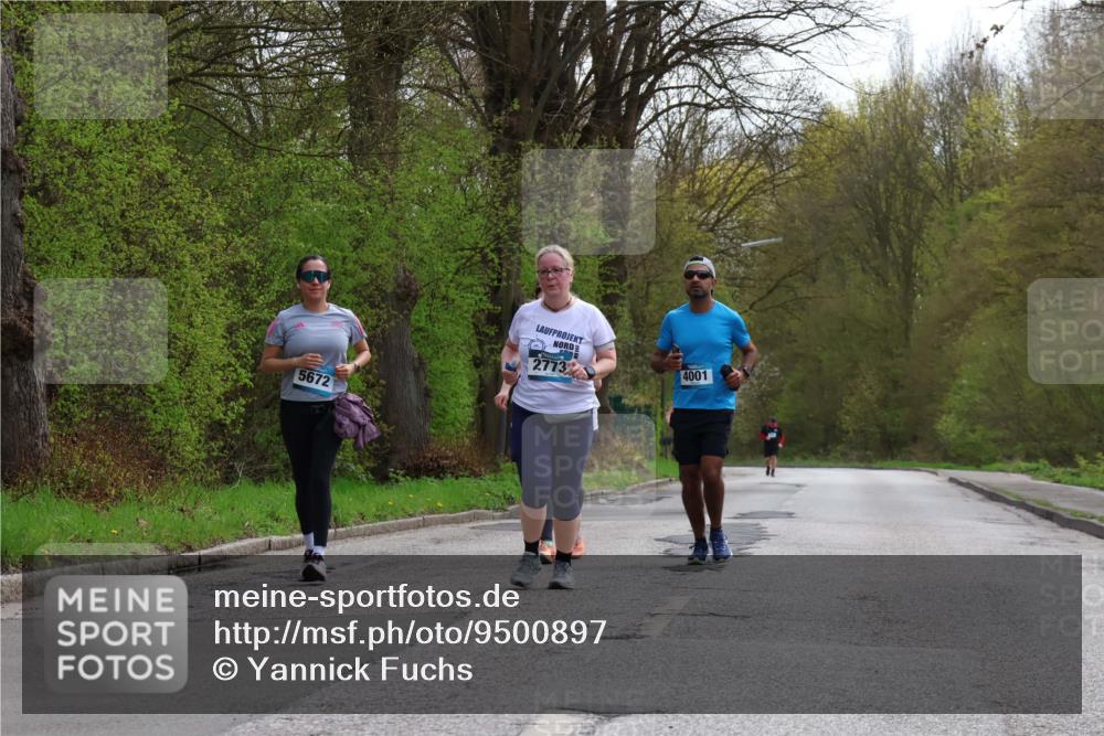 12.04.2026 - 45. Internationalen Wilhelmsburger Insellauf Yannick Fuchs http://msf.ph/oto/9500897 12.04.2026 13:20:46 Laufen 5672, 2773, 4001 meine-sportfotos.de