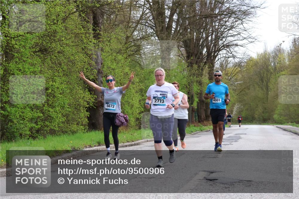 12.04.2026 - 45. Internationalen Wilhelmsburger Insellauf Yannick Fuchs http://msf.ph/oto/9500906 12.04.2026 13:20:49 Laufen 5672, 2773, 4001 meine-sportfotos.de